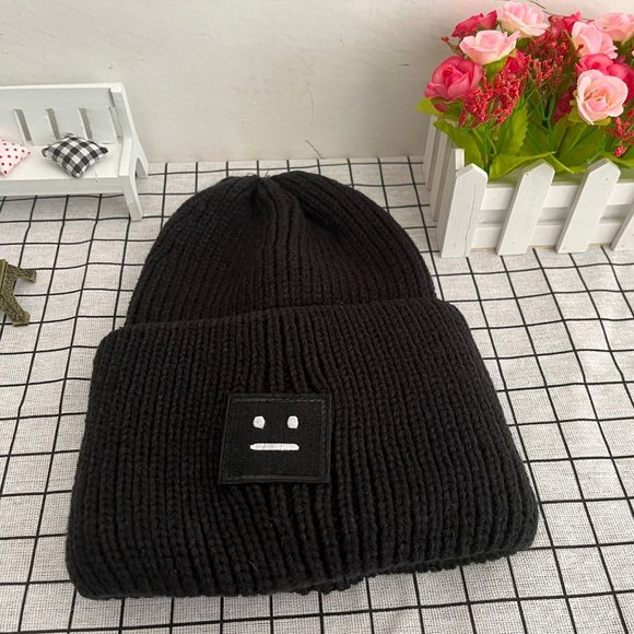 Acne Studios Beanie ( Black) - Picture 1 of 3